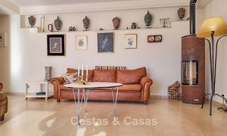 Villa méditerranéenne avec vue sur les fairways à vendre dans un cadre de golf de la vallée de Nueva Andalucia, Marbella 778191 