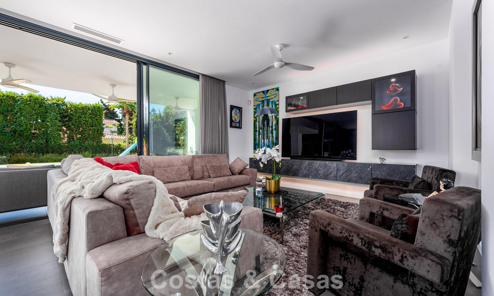 Villa individuelle moderne de 4 chambres à vendre sur le New Golden Mile entre Marbella et Estepona 778251