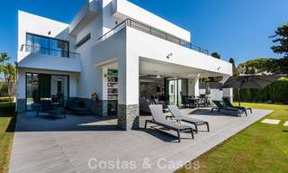 Villa individuelle moderne de 4 chambres à vendre sur le New Golden Mile entre Marbella et Estepona 778256 