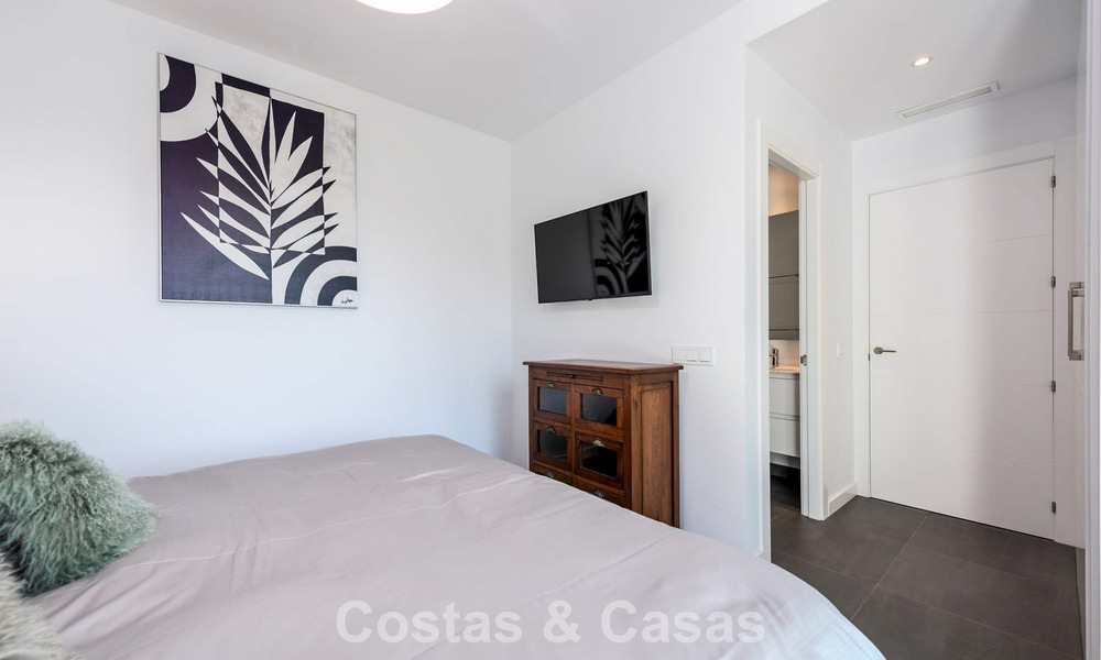 Villa individuelle moderne de 4 chambres à vendre sur le New Golden Mile entre Marbella et Estepona 778262