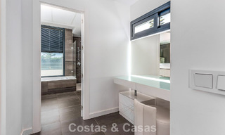 Villa individuelle moderne de 4 chambres à vendre sur le New Golden Mile entre Marbella et Estepona 778265 