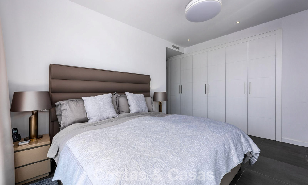 Villa individuelle moderne de 4 chambres à vendre sur le New Golden Mile entre Marbella et Estepona 778266