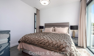 Villa individuelle moderne de 4 chambres à vendre sur le New Golden Mile entre Marbella et Estepona 778271 