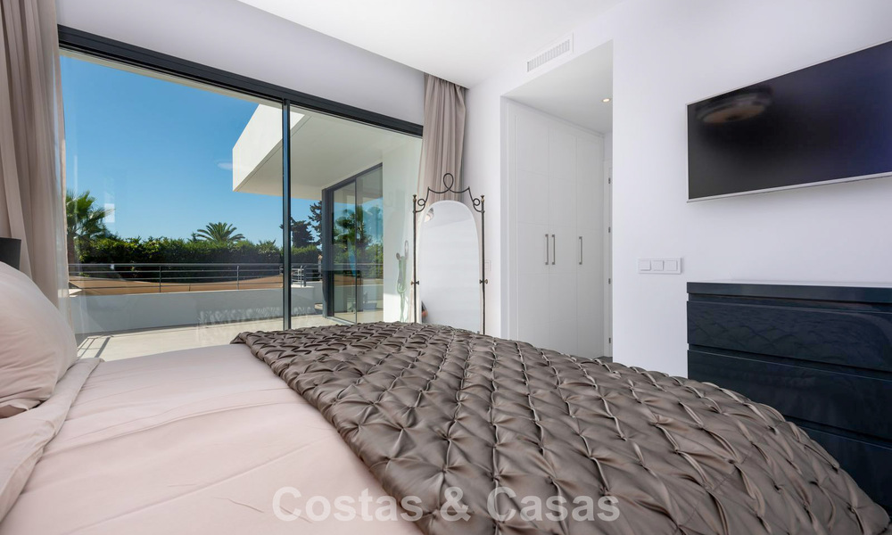 Villa individuelle moderne de 4 chambres à vendre sur le New Golden Mile entre Marbella et Estepona 778272