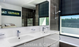Villa individuelle moderne de 4 chambres à vendre sur le New Golden Mile entre Marbella et Estepona 778276 