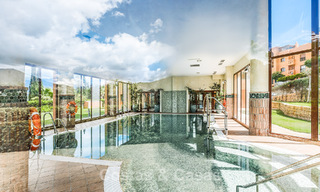 Appartement de 3 chambres avec jardin entièrement rénové à vendre dans un complexe de luxe à Marbella - Benahavis 778533 