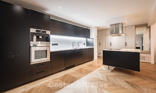 Appartement de 3 chambres avec jardin entièrement rénové à vendre dans un complexe de luxe à Marbella - Benahavis 778536 