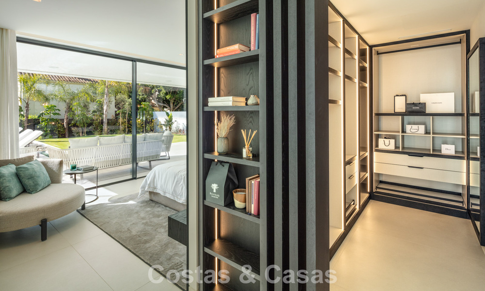 Villa de luxe au design élégant à vendre entourée de terrains de golf dans la vallée de Nueva Andalucia, Marbella 778784