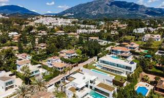 Villa de luxe au design élégant à vendre entourée de terrains de golf dans la vallée de Nueva Andalucia, Marbella 778805 