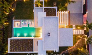 Villa de luxe au design élégant à vendre entourée de terrains de golf dans la vallée de Nueva Andalucia, Marbella 778808 