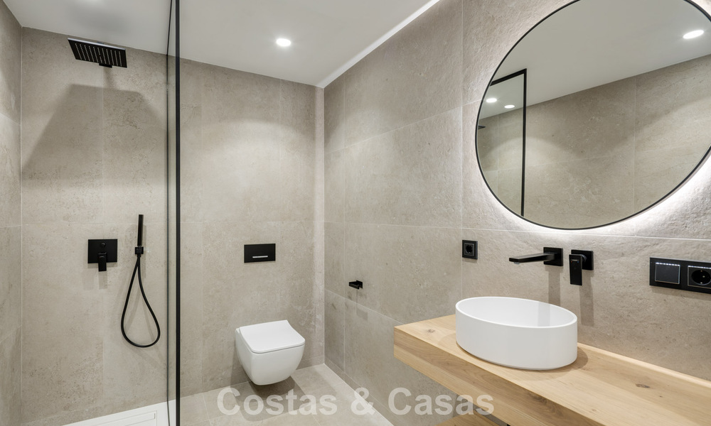 Superbe villa de luxe à vendre à l'architecture méditerranéenne contemporaine dans un complexe de golf, Marbella - Benahavis 778426