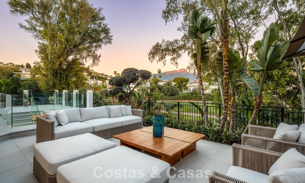 Superbe villa de luxe à vendre à l'architecture méditerranéenne contemporaine dans un complexe de golf, Marbella - Benahavis 778429