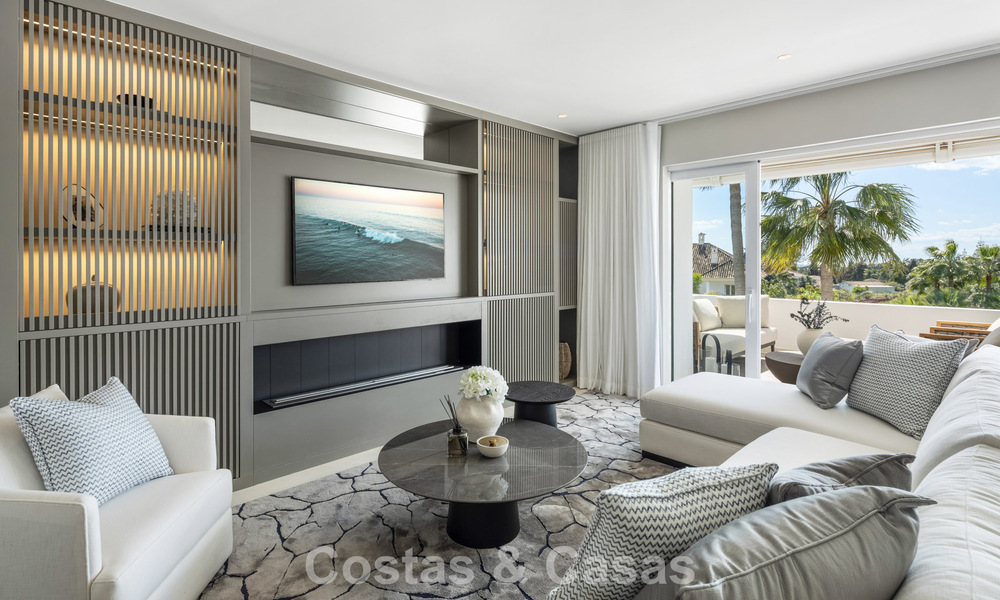 Magnifique penthouse en duplex rénové à vendre dans un complexe exclusif sur le prestigieux Golden Mile de Marbella 778636