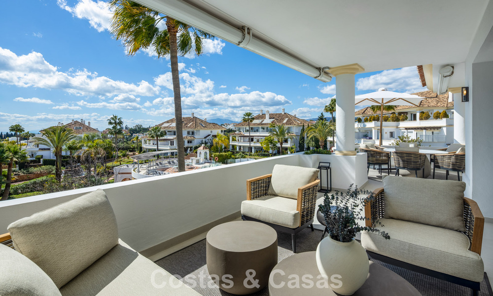 Magnifique penthouse en duplex rénové à vendre dans un complexe exclusif sur le prestigieux Golden Mile de Marbella 778643