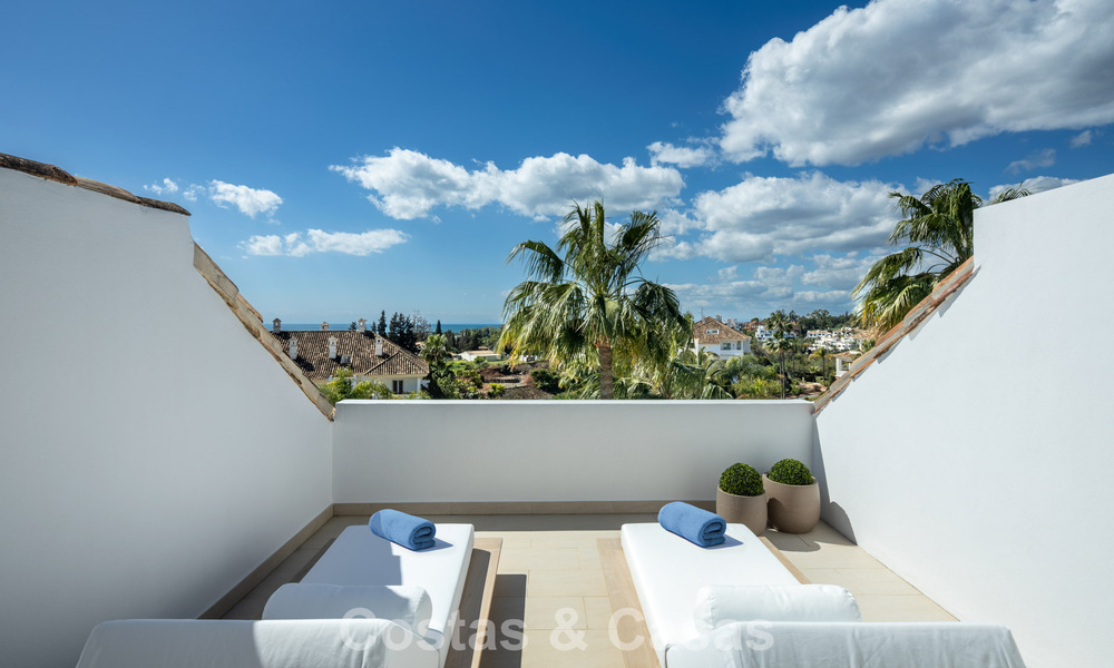 Penthouse en duplex rénové à vendre dans un complexe de luxe fermé sur le très recherché Golden Mile de Marbella 778649