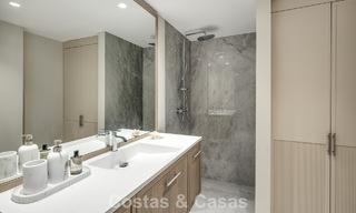 Penthouse en duplex rénové à vendre dans un complexe de luxe fermé sur le très recherché Golden Mile de Marbella 778650 