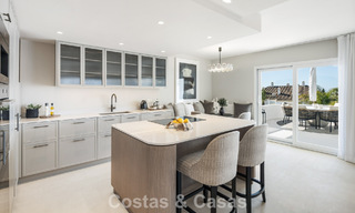 Penthouse en duplex rénové à vendre dans un complexe de luxe fermé sur le très recherché Golden Mile de Marbella 778654 