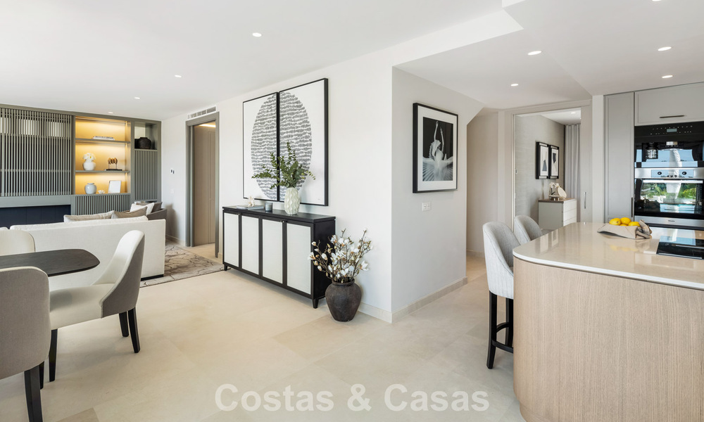 Penthouse en duplex rénové à vendre dans un complexe de luxe fermé sur le très recherché Golden Mile de Marbella 778657