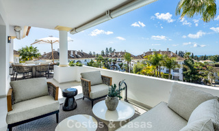 Penthouse en duplex rénové à vendre dans un complexe de luxe fermé sur le très recherché Golden Mile de Marbella 778659 
