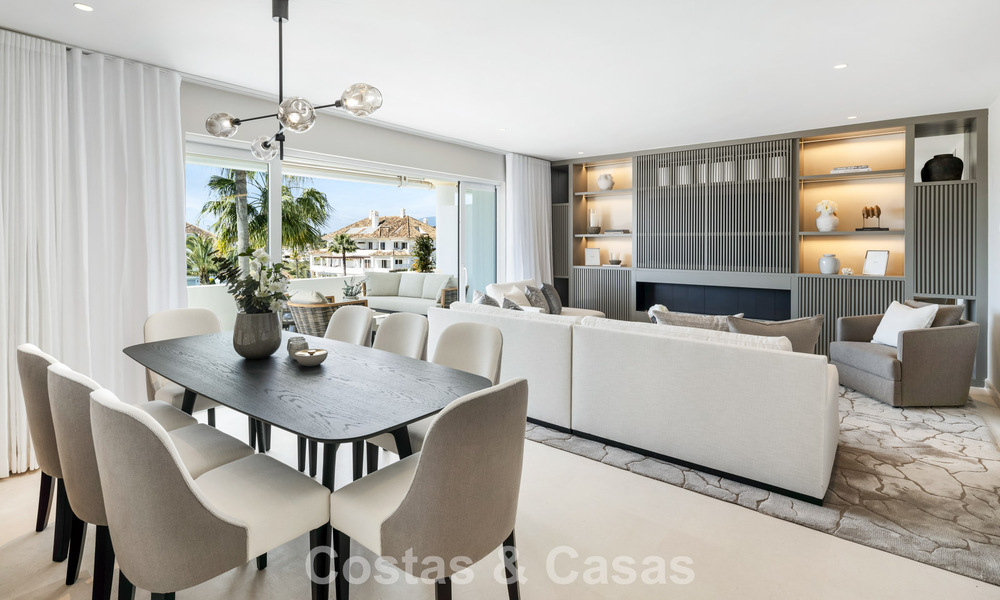 Penthouse en duplex rénové à vendre dans un complexe de luxe fermé sur le très recherché Golden Mile de Marbella 778660
