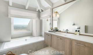 Penthouse en duplex rénové à vendre dans un complexe de luxe fermé sur le très recherché Golden Mile de Marbella 778662 