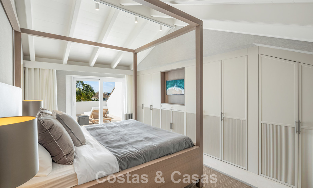 Penthouse en duplex rénové à vendre dans un complexe de luxe fermé sur le très recherché Golden Mile de Marbella 778663