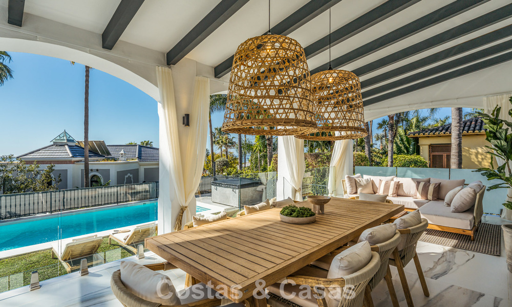 Villa de luxe raffinée de style méditerranéen moderne à vendre avec vue sur la mer dans un complexe fermé sur le Golden Mile de Marbella 778756