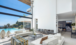 Villa de luxe sophistiquée avec vue panoramique sur la mer à vendre dans la communauté fermée de La Quinta, Marbella - Benahavis 778721 