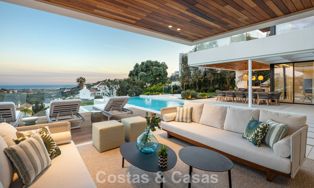 Villa de luxe sophistiquée avec vue panoramique sur la mer à vendre dans la communauté fermée de La Quinta, Marbella - Benahavis 778723