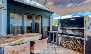 Luxueux penthouse avec vue sur la mer à vendre dans une communauté fermée sur le très convoité Golden Mile de Marbella 778583 