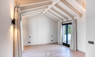 Luxueux penthouse avec vue sur la mer à vendre dans une communauté fermée sur le très convoité Golden Mile de Marbella 778597 