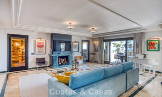 Luxueux penthouse avec vue sur la mer à vendre dans une communauté fermée sur le très convoité Golden Mile de Marbella 778605 