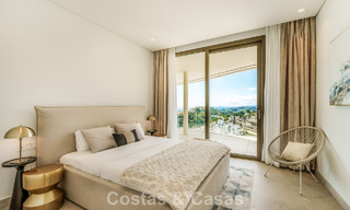 Appartement de prestige de 3 chambres à vendre avec vue sur la mer, le golf et les montagnes à La Quinta, Marbella - Benahavis 778731 