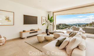 Appartement de prestige de 3 chambres à vendre avec vue sur la mer, le golf et les montagnes à La Quinta, Marbella - Benahavis 778738 