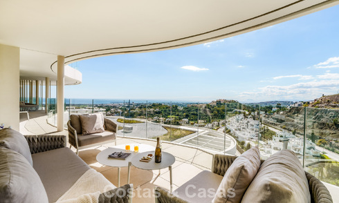 Appartement de prestige de 3 chambres à vendre avec vue sur la mer, le golf et les montagnes à La Quinta, Marbella - Benahavis 778739