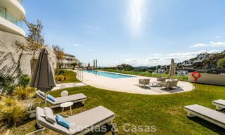 Appartement de prestige de 3 chambres à vendre avec vue sur la mer, le golf et les montagnes à La Quinta, Marbella - Benahavis 778745 