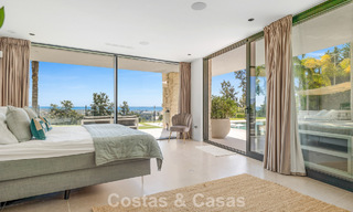 Villa moderne prête à emménager à vendre, en bordure du terrain de golf dans un quartier recherché de Marbella - Benahavis 778682 
