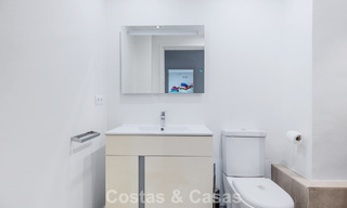 Spacieuse maison de ville à vendre avec vue sur la mer dans une urbanisation fermée dans les collines de Marbella - Benahavis 778944 