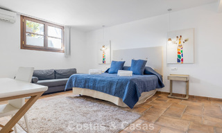 Spacieuse maison de ville à vendre avec vue sur la mer dans une urbanisation fermée dans les collines de Marbella - Benahavis 778948 