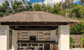 Villa de luxe contemporaine rénovée, prête à emménager, à vendre au cœur de la vallée du golf de Nueva Andalucia, Marbella 778816 