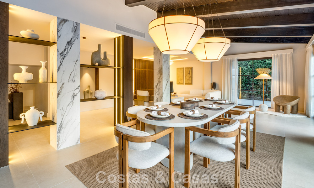 Villa de luxe contemporaine rénovée, prête à emménager, à vendre au cœur de la vallée du golf de Nueva Andalucia, Marbella 796769