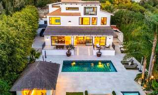 Villa de luxe contemporaine rénovée, prête à emménager, à vendre au cœur de la vallée du golf de Nueva Andalucia, Marbella 796775 
