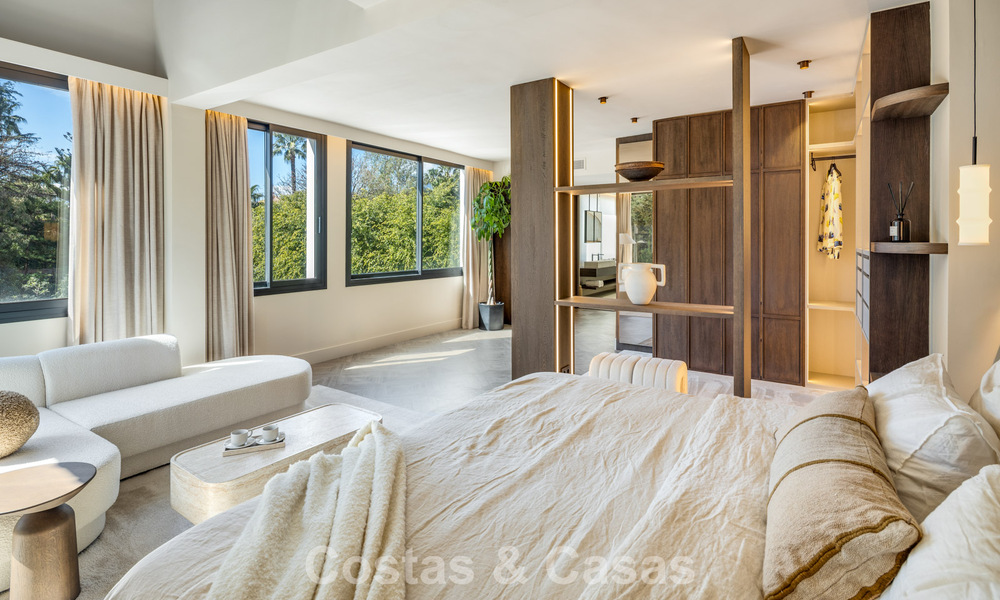Villa de luxe contemporaine rénovée, prête à emménager, à vendre au cœur de la vallée du golf de Nueva Andalucia, Marbella 796798