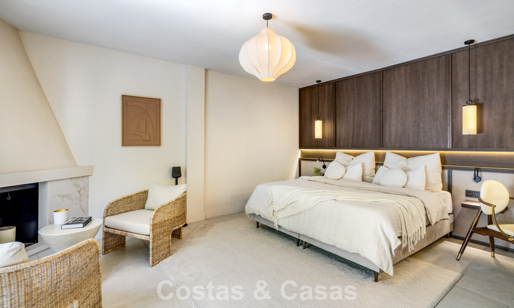 Villa de luxe contemporaine rénovée, prête à emménager, à vendre au cœur de la vallée du golf de Nueva Andalucia, Marbella 796800