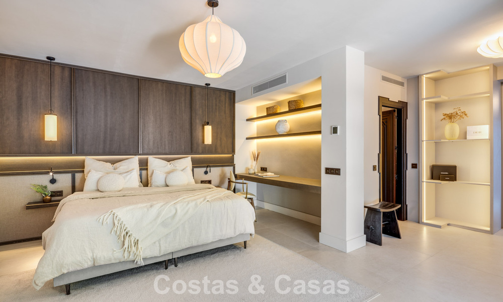 Villa de luxe contemporaine rénovée, prête à emménager, à vendre au cœur de la vallée du golf de Nueva Andalucia, Marbella 796801