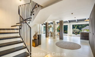 Villa de luxe contemporaine rénovée, prête à emménager, à vendre au cœur de la vallée du golf de Nueva Andalucia, Marbella 796802 