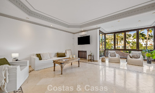 Villa luxueuse à l'architecture unique à vendre entourée de terrains de golf à Benahavis - Marbella 778873 