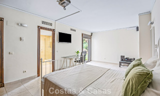 Villa luxueuse à l'architecture unique à vendre entourée de terrains de golf à Benahavis - Marbella 778881 