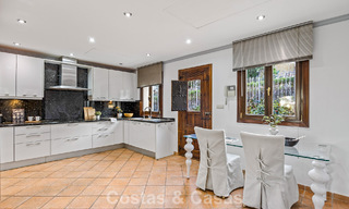 Villa luxueuse à l'architecture unique à vendre entourée de terrains de golf à Benahavis - Marbella 778887 