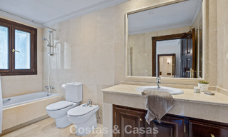 Villa luxueuse à l'architecture unique à vendre entourée de terrains de golf à Benahavis - Marbella 778899 